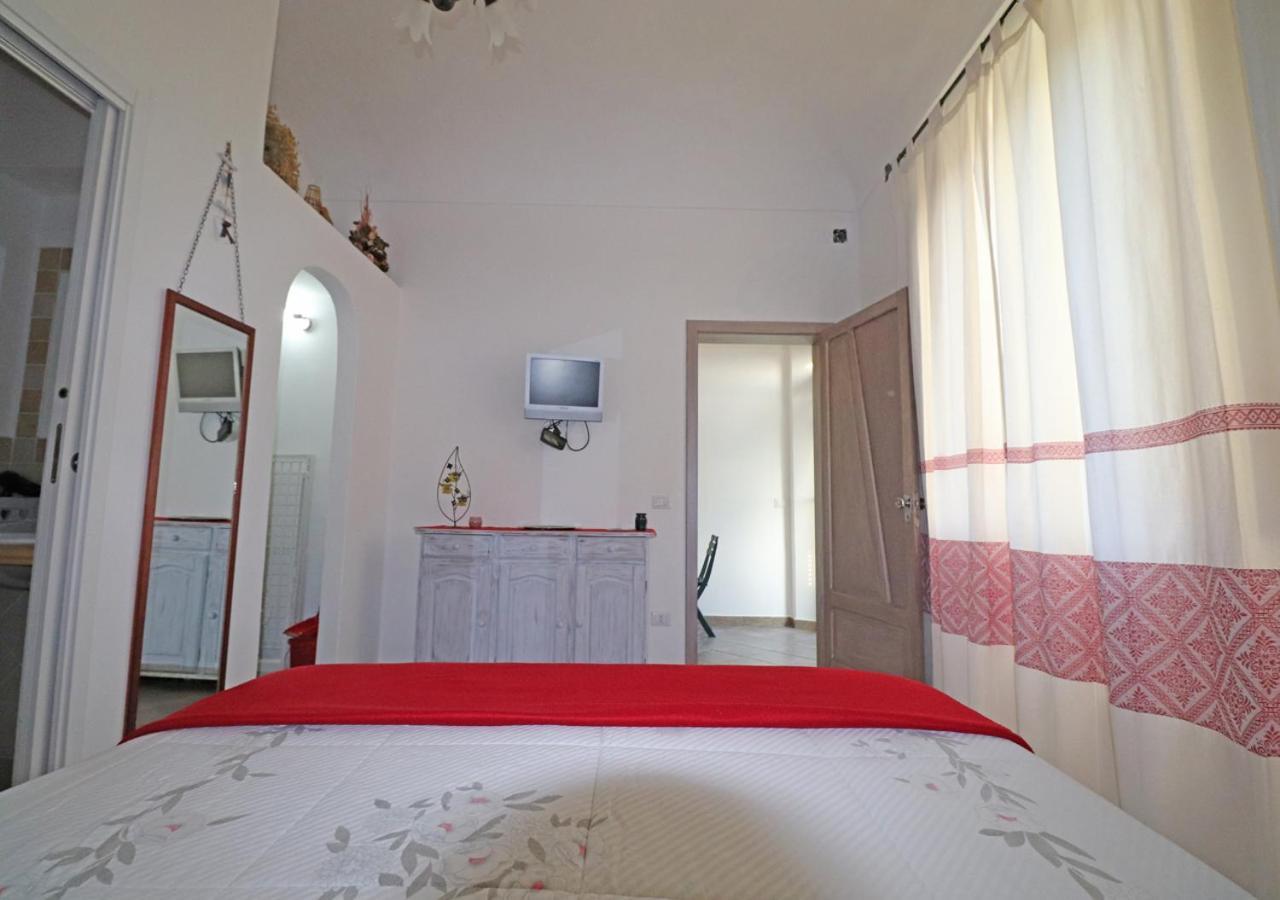 Murphy Holiday Home - Mongiardino 01 La Maddalena  Dış mekan fotoğraf