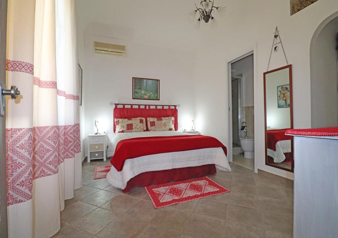 Murphy Holiday Home - Mongiardino 01 La Maddalena  Dış mekan fotoğraf